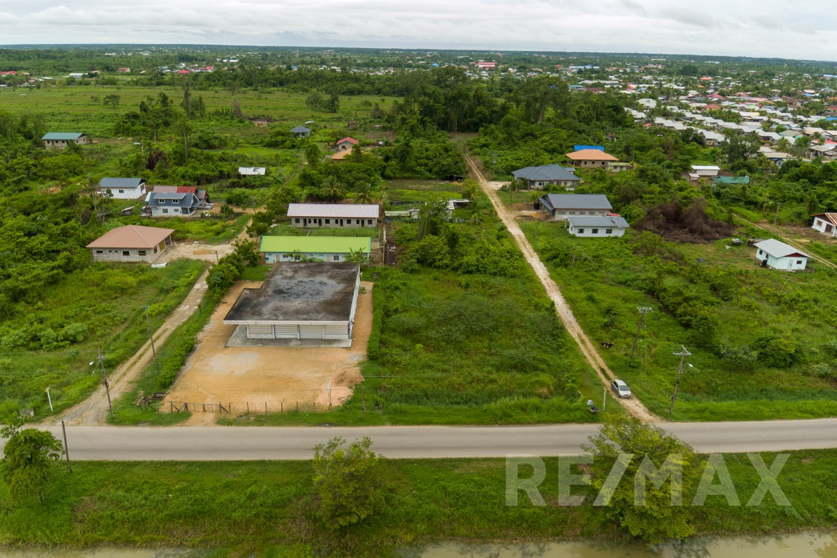 Nieuw Weergevondenweg | RE/MAX Suriname - De beste keus voor uw ...
